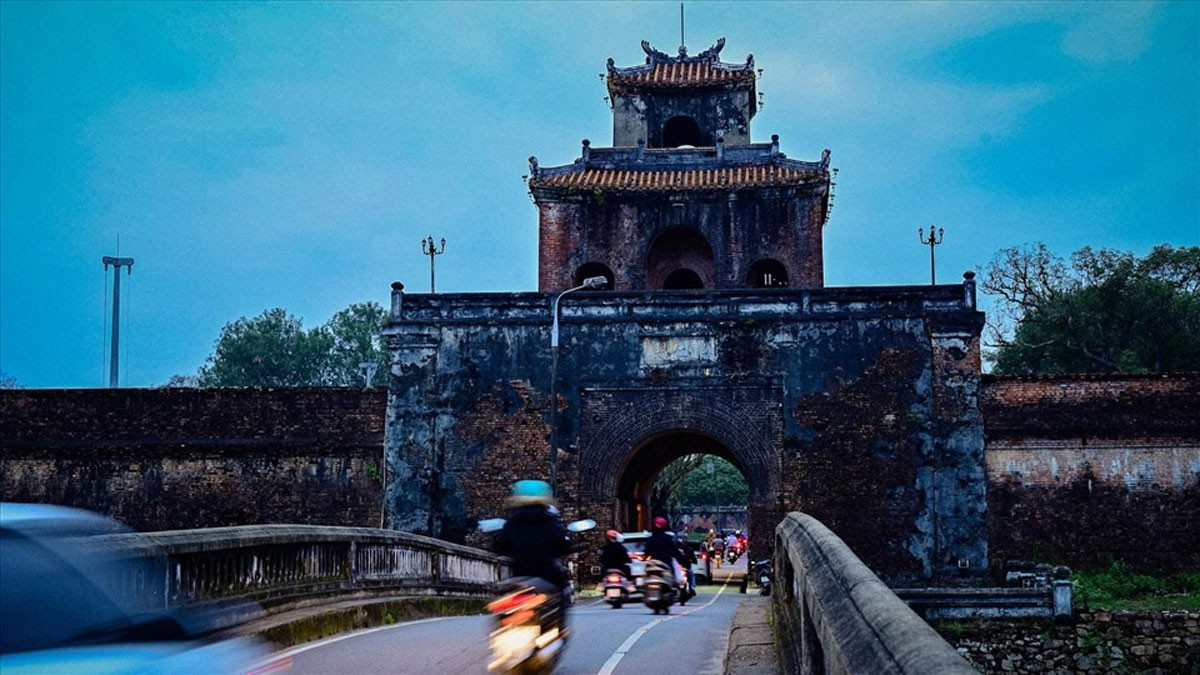 Cảnh vật và con người trong mùa đông