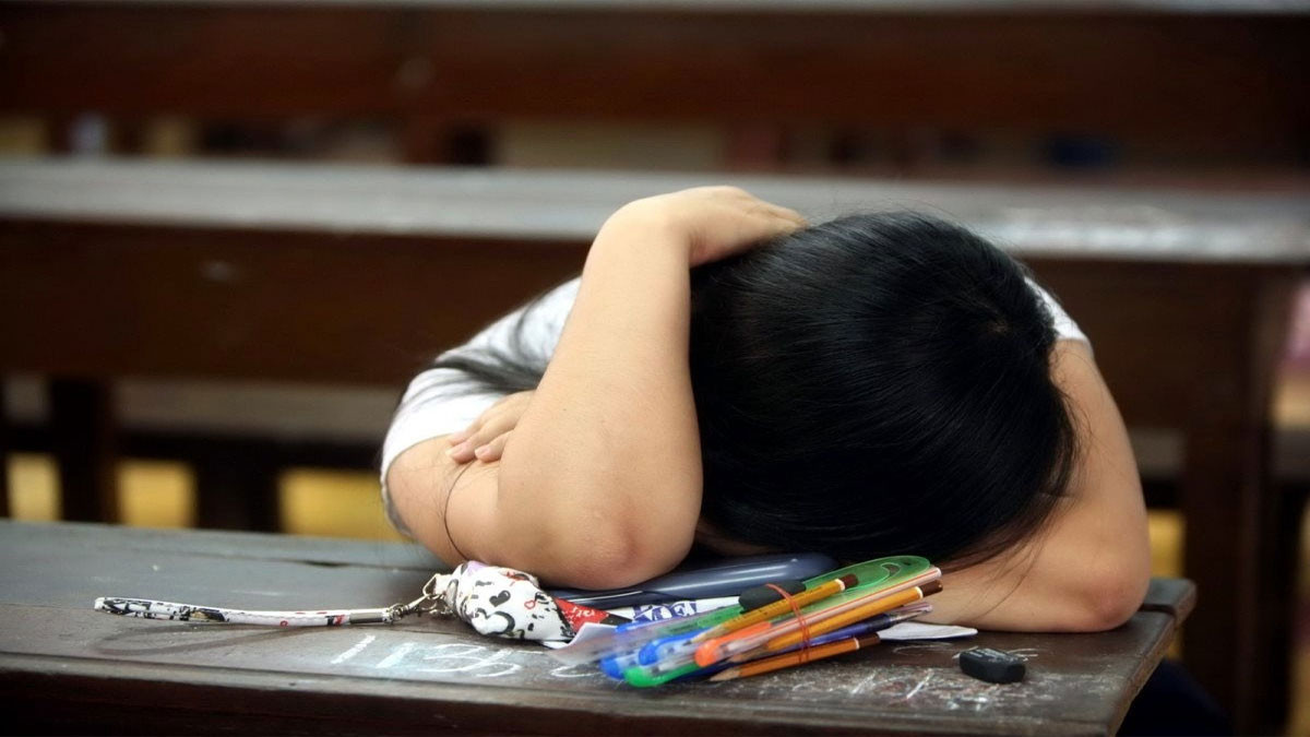 Hình ảnh nặng nề áp lực 2