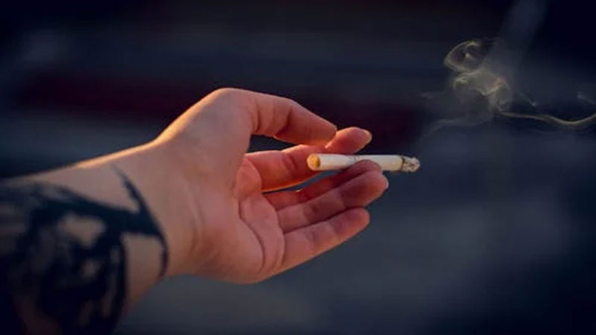 Hình nền ngầu hút thuốc 1
