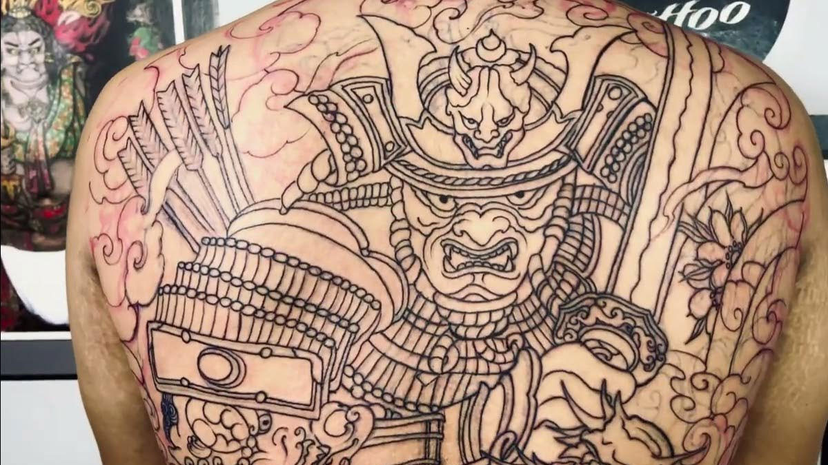 Hình xăm full lưng samurai
