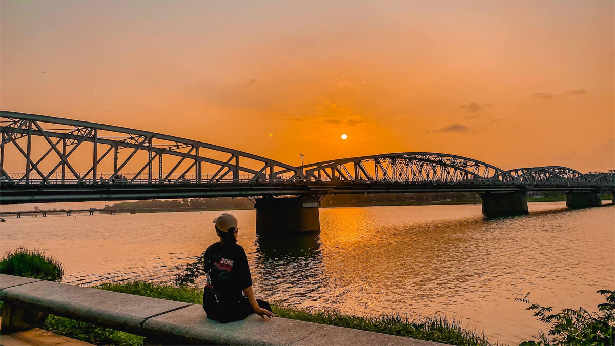 Khung cảnh hoàng hôn đẹp mê mẩn